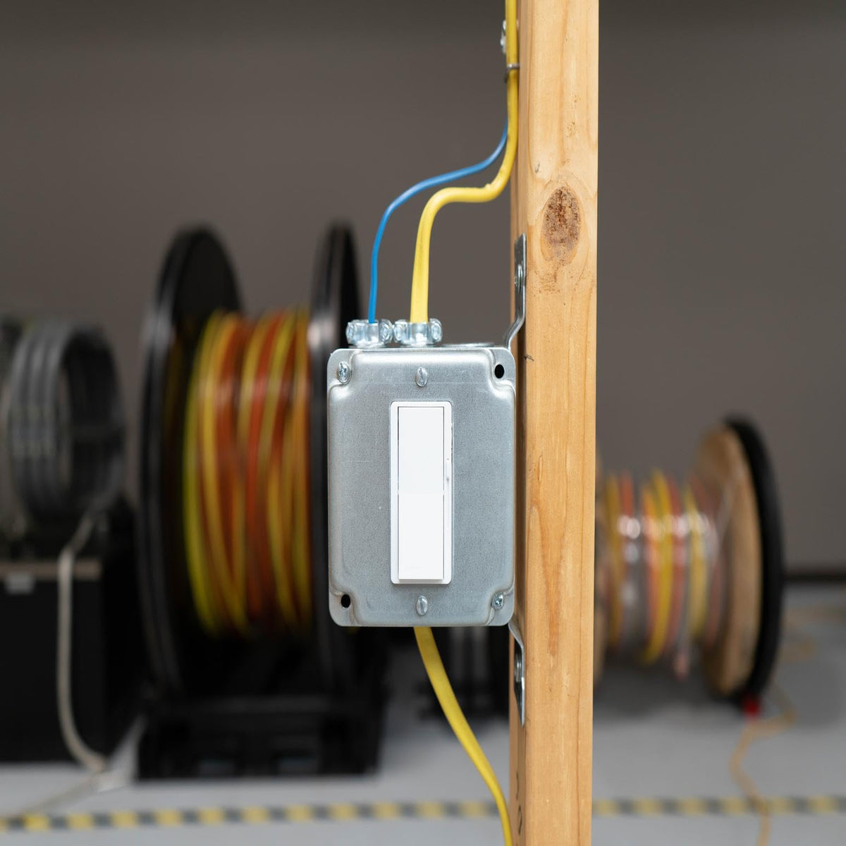 25' 10/3 with ground Indoor Electrical Wire B2112