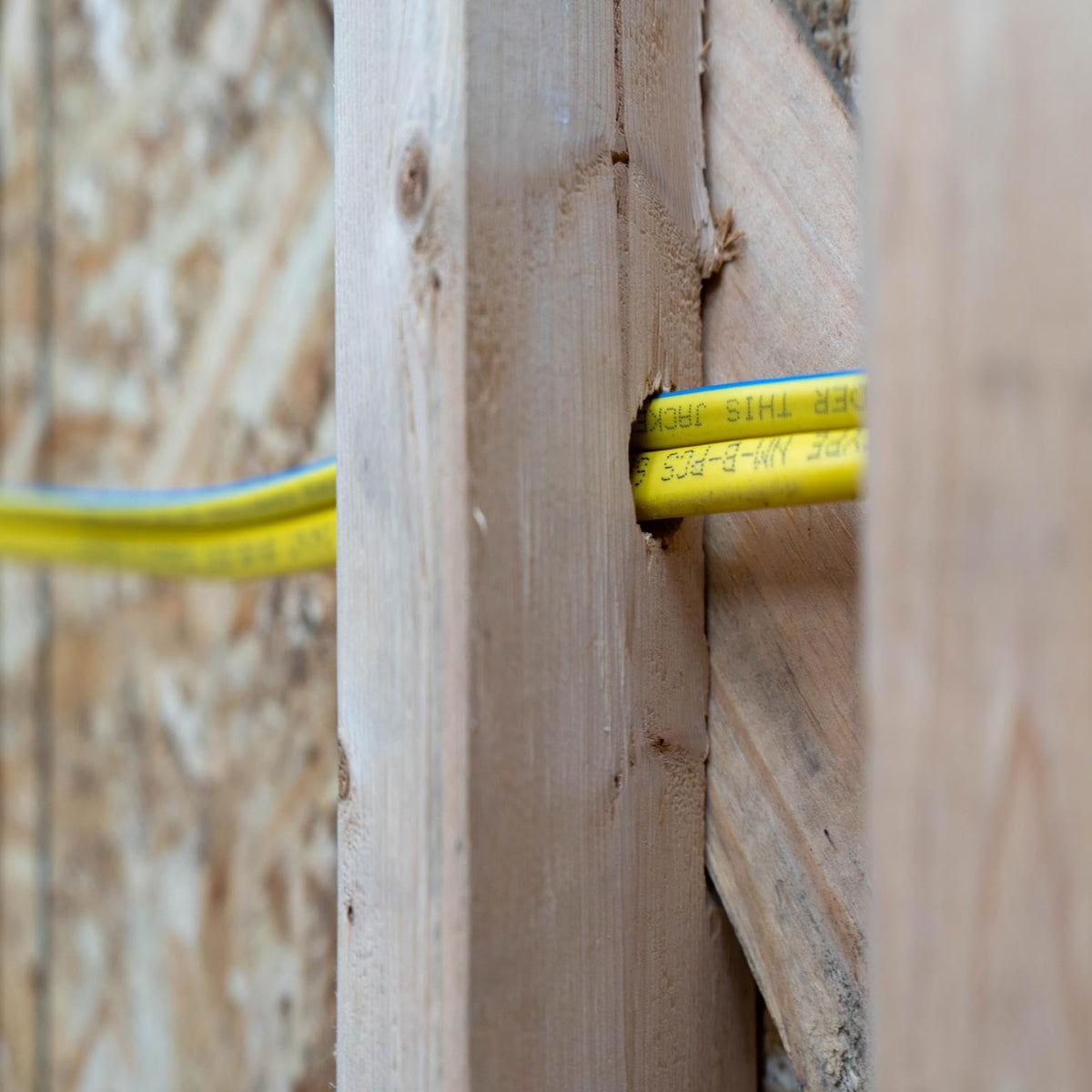 25' 10/3 with ground Indoor Electrical Wire B2112