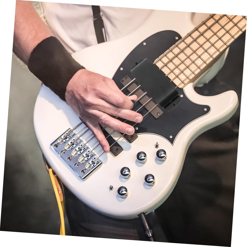 Bass Pickup Cover R754