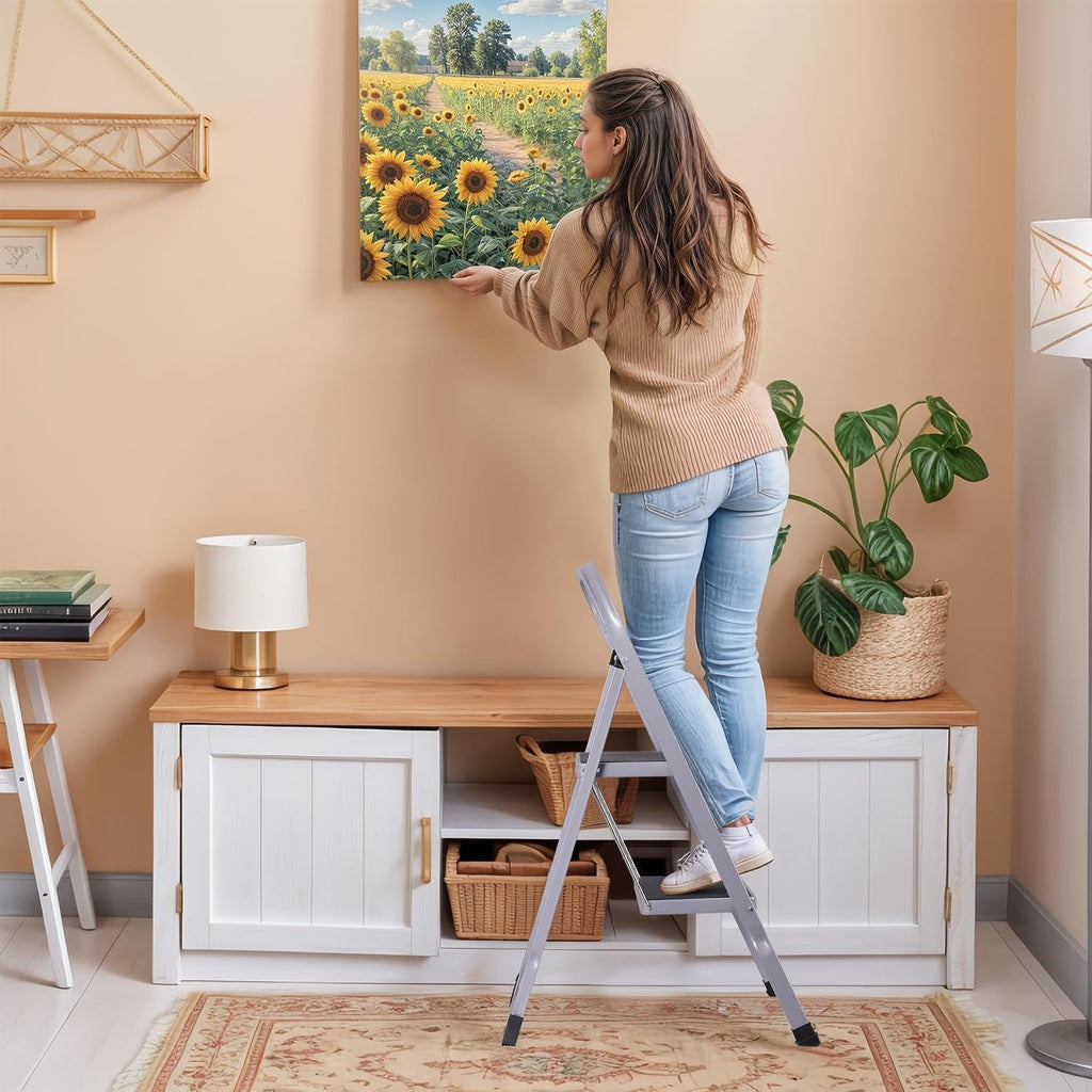 2 Step Folding Steel Step Stool with Handgrip S7936